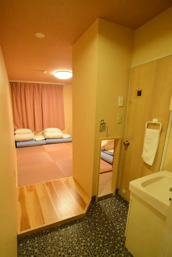 Hostel East Blue Kasai Tokyo 0*,  Japan