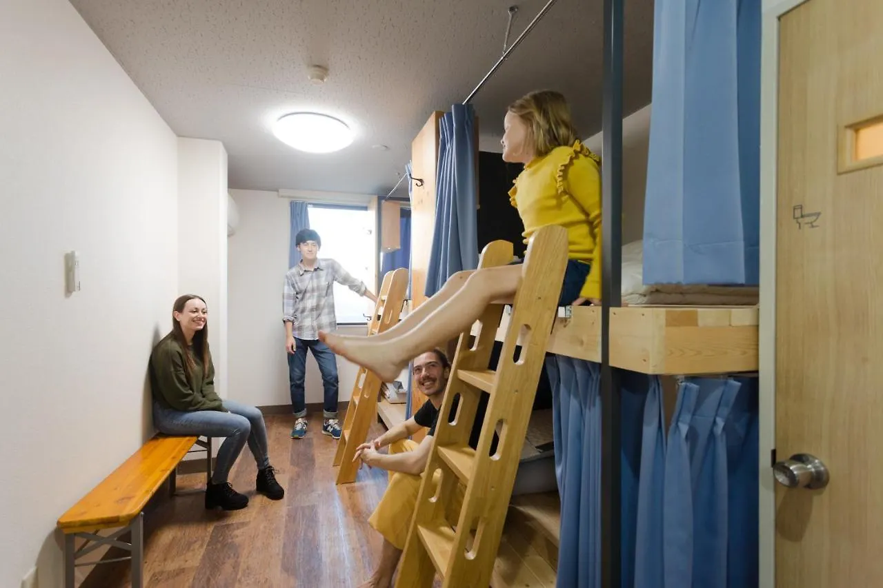 Hostel East Blue Kasai Токио